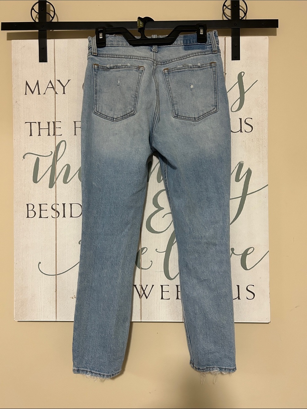 Abercrombie & Fitch the skinny high rise Light Blue Distressed Jeans, size 27/4s - Picture 4 of 7